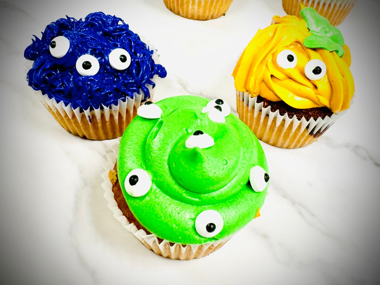 Monsters cupcakes