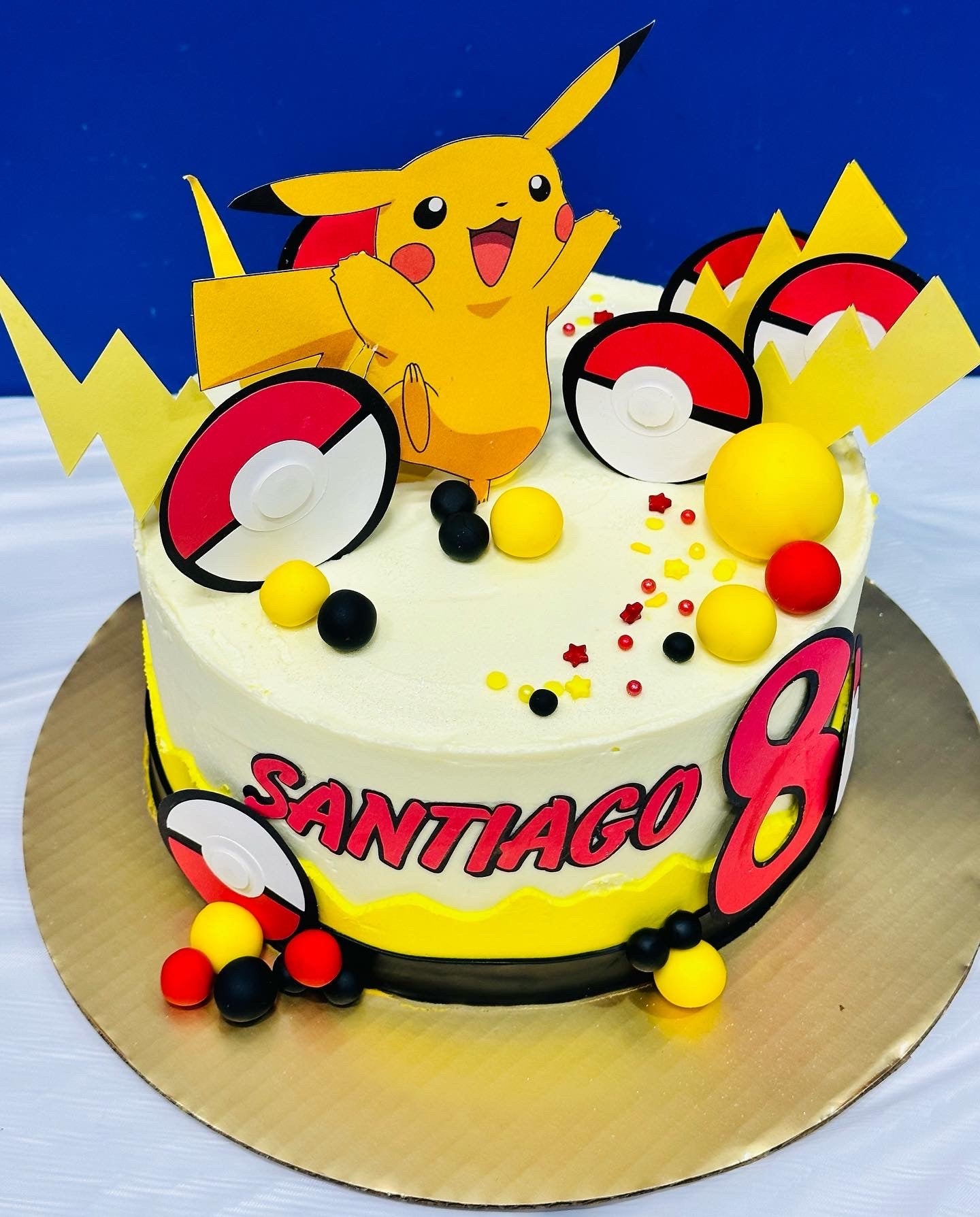 Pikachu Cake