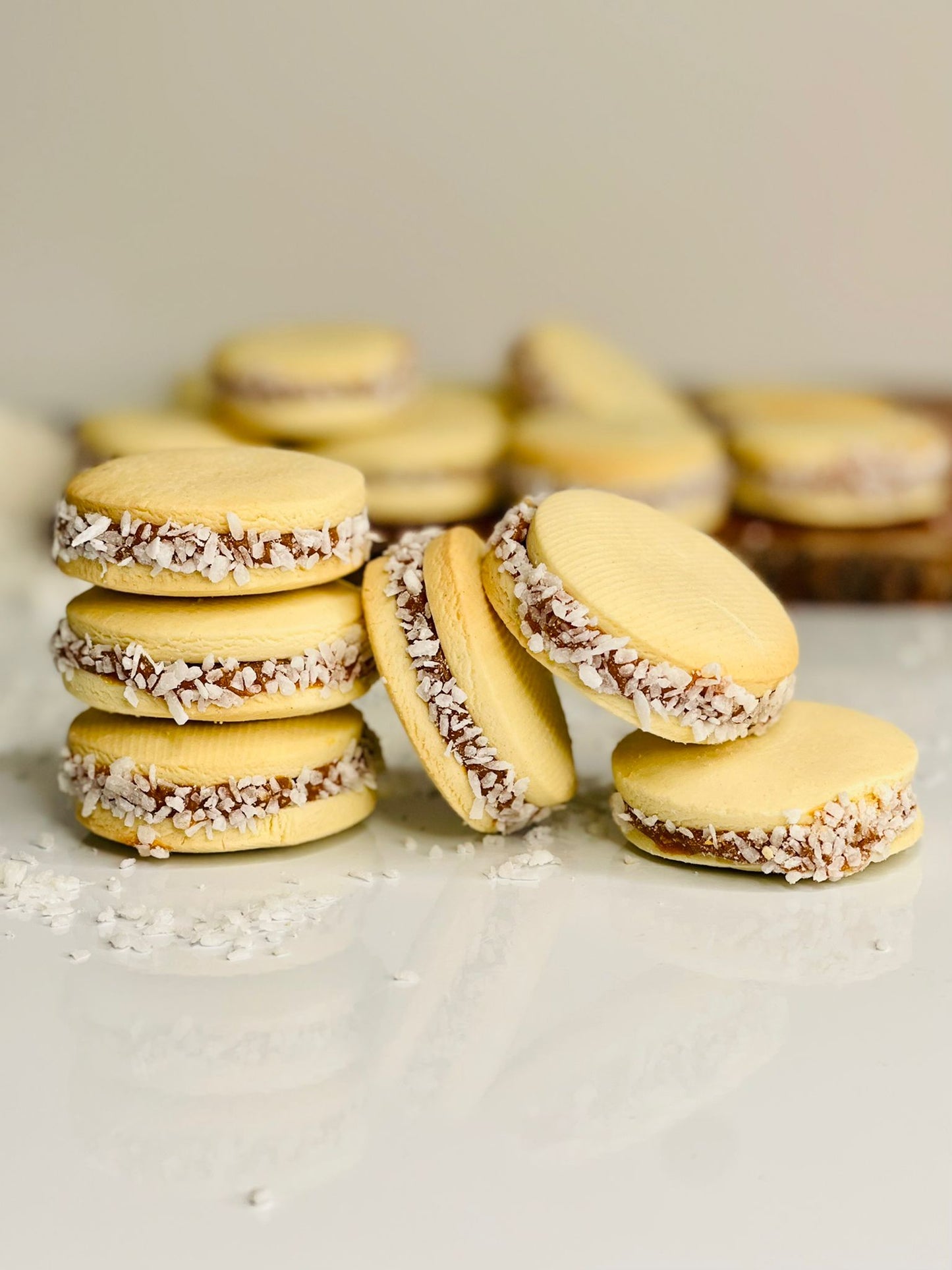 Alfajores - Traditional Dulce de Leche Cookies (12 Pack)