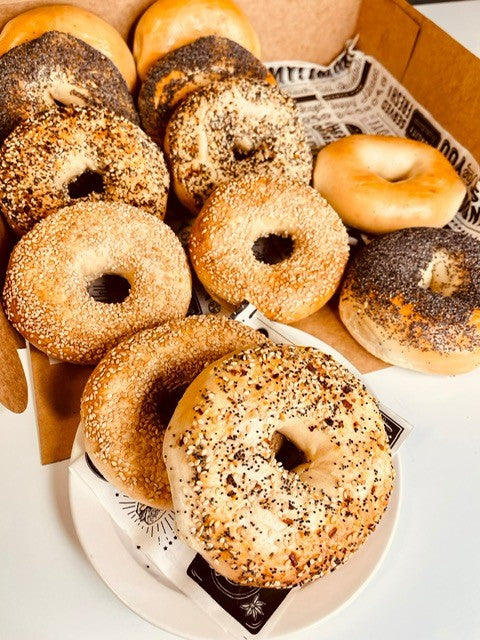Assorted Bagel Box Plain (12 unit)