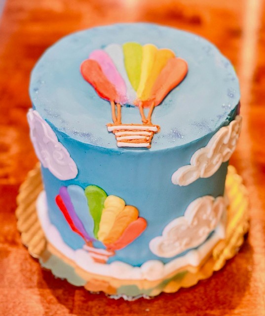 Hot air balloon cake