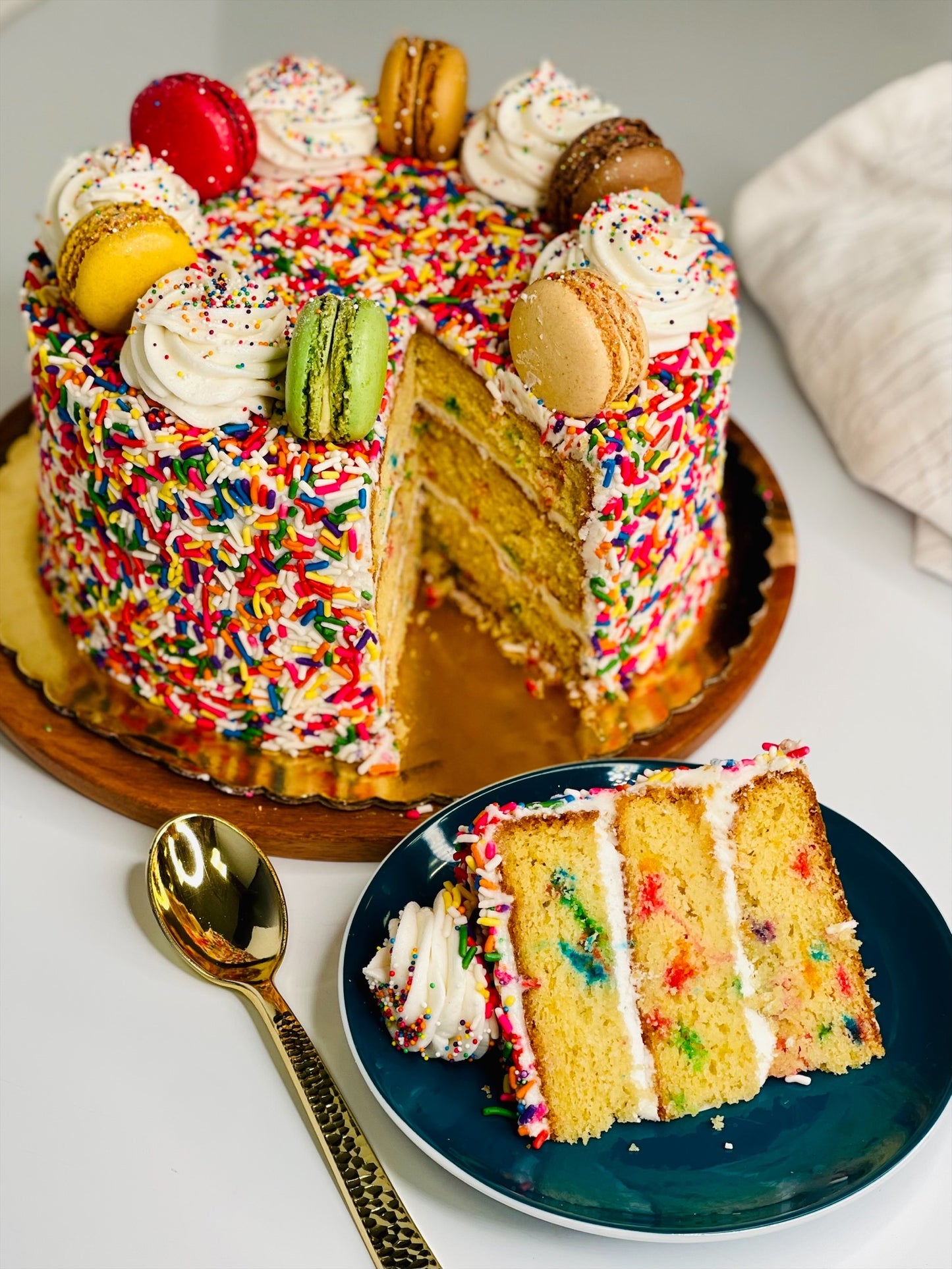 Sprinkles Macarons Cake